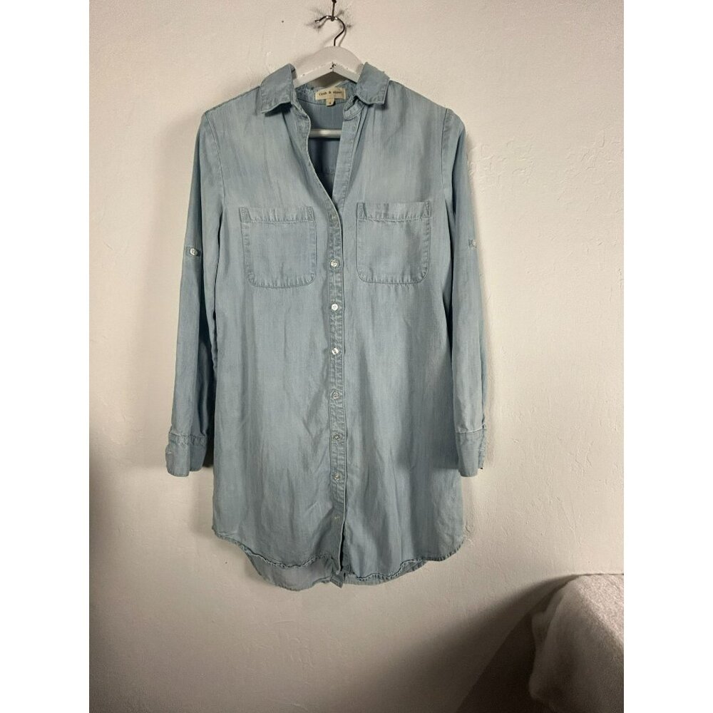 Cloth & Stone Women's Long Sleeve Collared Casual Button Up Shirt Blue Small